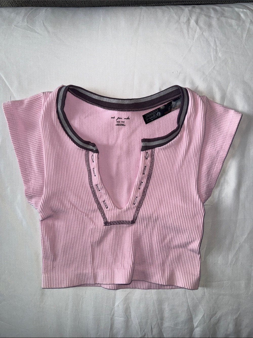 Urban Outfitters Pink Ribbed Cropped V-Notch Top with Gray Trim